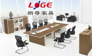 板式會(huì)議桌有著怎樣的特點(diǎn)優(yōu)勢(shì)？