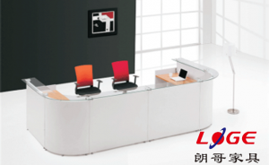 前臺(tái)辦公桌保養(yǎng)，一定要注意這幾點(diǎn)。