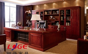 實(shí)木辦公家具容易出現(xiàn)哪些問題？應(yīng)該如果避免？